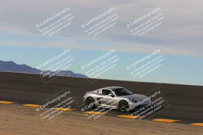 media/Jan-08-2023-SCCA SD (Sun) [[8f6a5b9391]]/Intermediate Group/Session 1 (Bowl)/